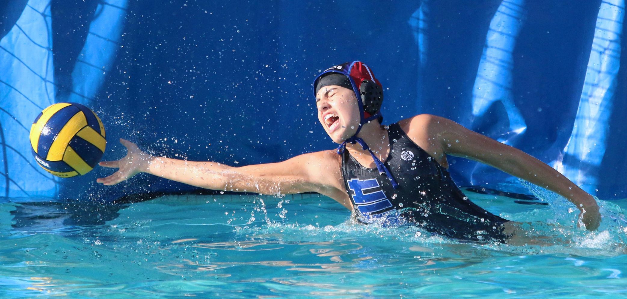 Camara leads Bullpups over Huskies